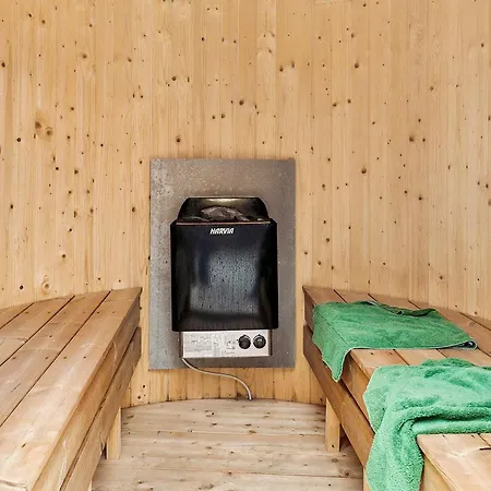 Luxury Family Retreat - By Traum *